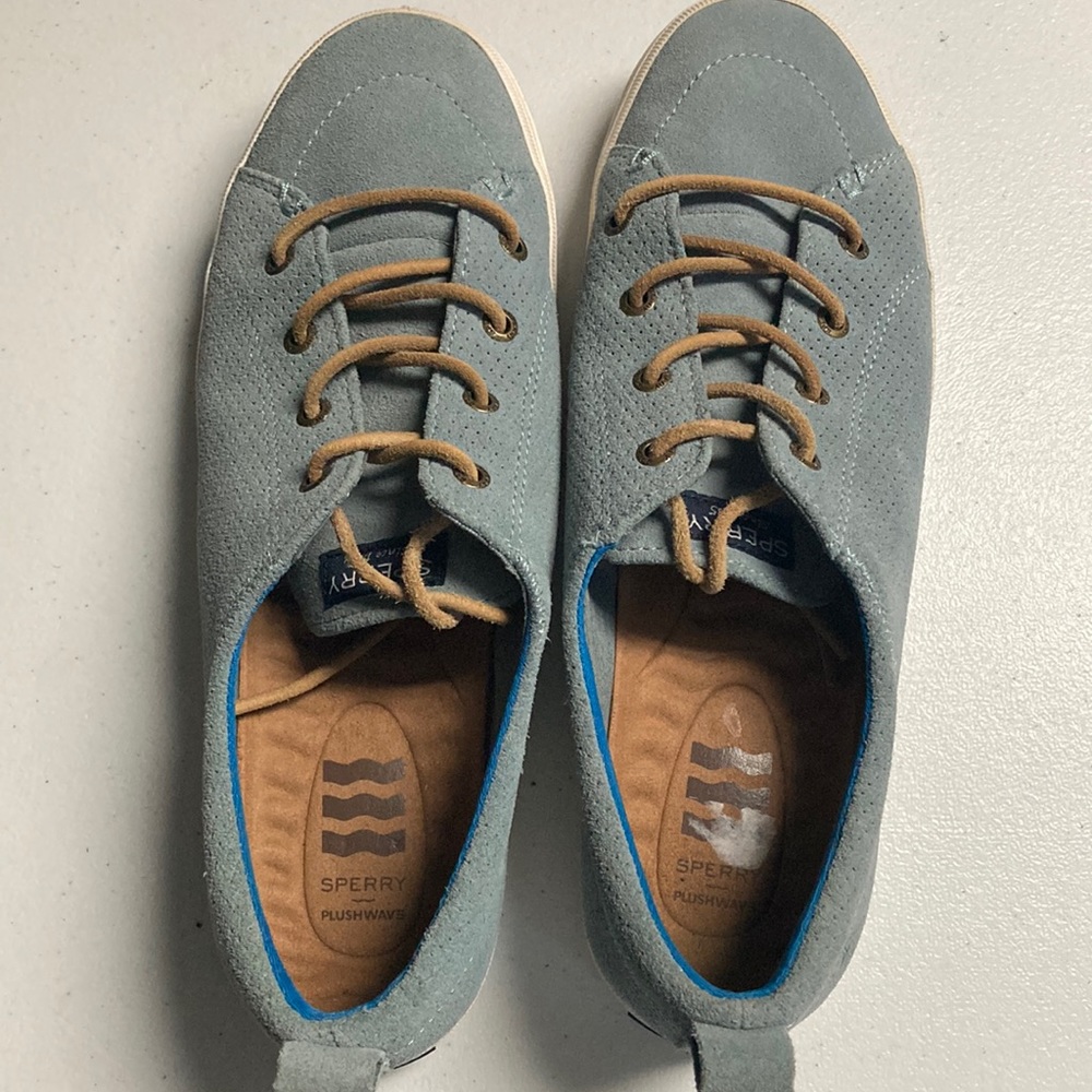 Women’s Sperry Size 8.5 Blue Suede Shoes PreOwned